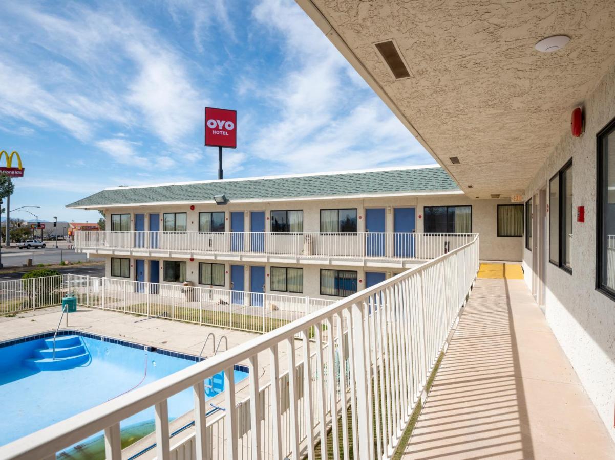 Oyo Hotel Willcox Exterior photo